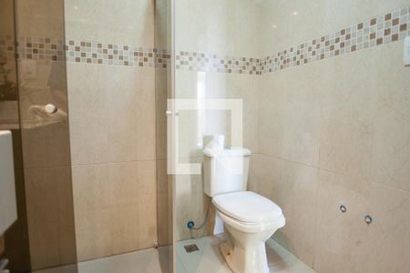 Casa à venda com 320m², 3 quartos e 3 vagas Casa à venda com 320m², 3 quartos e 3 vagasBanheiro Social