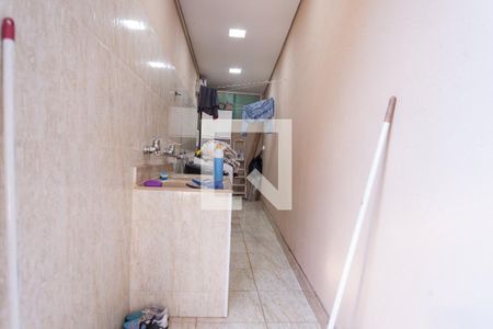 Casa à venda com 320m², 3 quartos e 3 vagas Casa à venda com 320m², 3 quartos e 3 vagasÁrea de Serviço