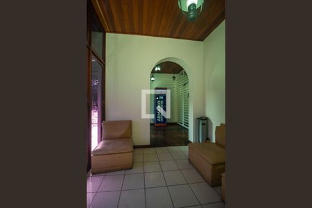 Studio para alugar com 28m², 1 quarto e sem vaga Studio para alugar com 28m², 1 quarto e sem vagaHall de entrada