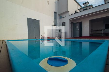Studio para alugar com 28m², 1 quarto e sem vaga Studio para alugar com 28m², 1 quarto e sem vagaÁrea comum - Piscina