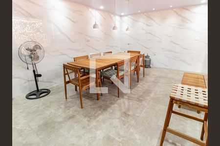 Casa para alugar com 100m², 2 quartos e 1 vaga Casa para alugar com 100m², 2 quartos e 1 vagaChurrasqueira