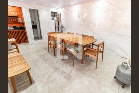 Casa para alugar com 100m², 2 quartos e 1 vaga Casa para alugar com 100m², 2 quartos e 1 vagaChurrasqueira
