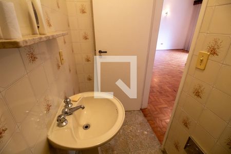 Casa à venda com 200m², 3 quartos e 6 vagasLavabo