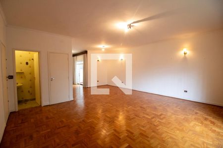 Sala de casa à venda com 3 quartos, 200m² em Itaim Bibi, São Paulo