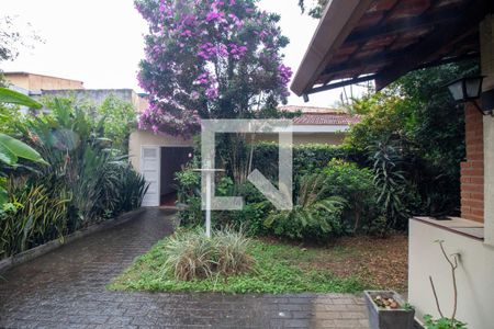 Casa à venda com 200m², 3 quartos e 6 vagasJardim