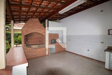 Casa à venda com 200m², 3 quartos e 6 vagasChurrasqueira
