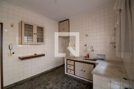 Casa à venda com 200m², 3 quartos e 6 vagasCozinha