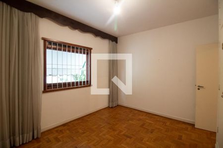 Casa à venda com 200m², 3 quartos e 6 vagasQuarto 2