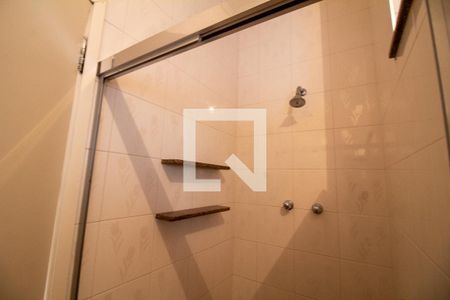 Casa à venda com 200m², 3 quartos e 6 vagasBanheiro