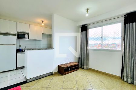 Sala de apartamento para alugar com 2 quartos, 44m² em Jardim Cocaia, Guarulhos