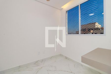 Quarto 1 de apartamento para alugar com 2 quartos, 34m² em Jardim Promissão, São Paulo