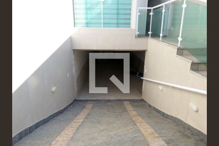 Casa à venda com 570m², 3 quartos e 5 vagasFachada