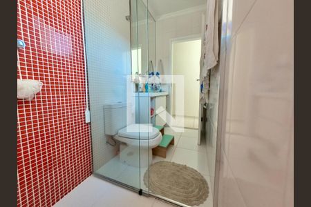 Casa à venda com 570m², 3 quartos e 5 vagas Casa à venda com 570m², 3 quartos e 5 vagasBanheiro Social