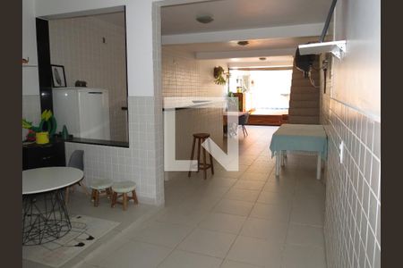 Casa à venda com 570m², 3 quartos e 5 vagasEspaço Lazer