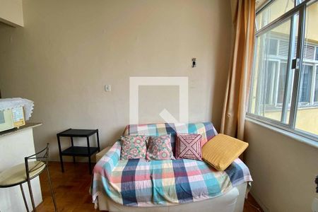 Sala/Quarto de kitnet/studio para alugar com 1 quarto, 28m² em Centro, Rio de Janeiro