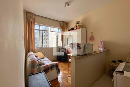 Sala/Quarto de kitnet/studio para alugar com 1 quarto, 28m² em Centro, Rio de Janeiro