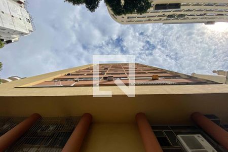 Studio para alugar com 28m², 1 quarto e sem vaga Studio para alugar com 28m², 1 quarto e sem vagaFachada