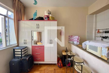 Sala/Quarto de kitnet/studio para alugar com 1 quarto, 28m² em Centro, Rio de Janeiro