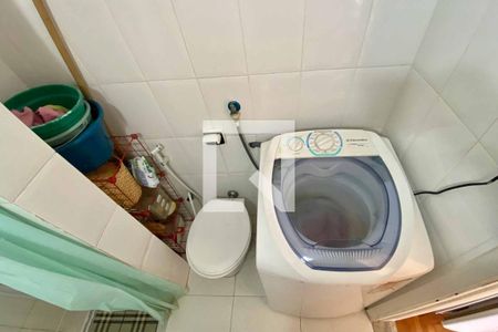 Banheiro de kitnet/studio para alugar com 1 quarto, 28m² em Centro, Rio de Janeiro