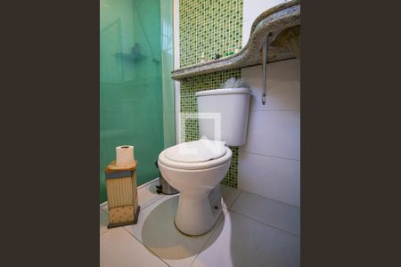 Casa à venda com 300m², 3 quartos e 2 vagasBanheiro da Suíte 3