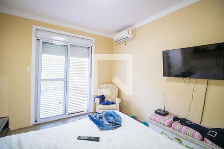 Casa à venda com 300m², 3 quartos e 2 vagasSuíte 1