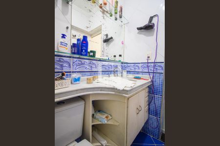 Casa à venda com 300m², 3 quartos e 2 vagasBanheiro da Suíte 1