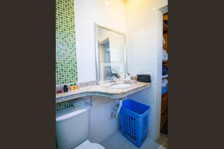 Casa à venda com 300m², 3 quartos e 2 vagasBanheiro da Suíte 3