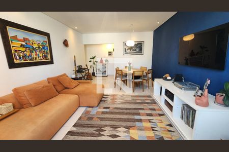 Apartamento para alugar com 118m², 2 quartos e 1 vaga Apartamento para alugar com 118m², 2 quartos e 1 vagaSala