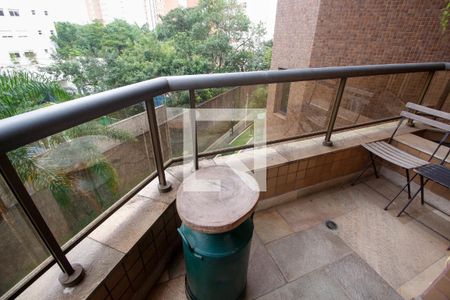 Apartamento à venda com 340m², 5 quartos e 4 vagasVaranda da Suíte 3