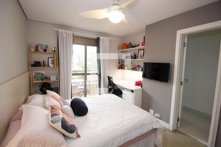 Apartamento à venda com 340m², 5 quartos e 4 vagasSuíte 2