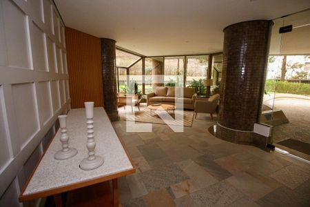 Apartamento à venda com 340m², 5 quartos e 4 vagasÁrea comum - Hall social