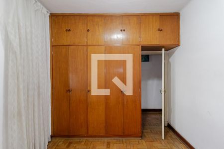 Casa à venda com 150m², 3 quartos e 2 vagas Casa à venda com 150m², 3 quartos e 2 vagasQuarto 2