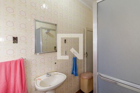 Casa à venda com 150m², 3 quartos e 2 vagas Casa à venda com 150m², 3 quartos e 2 vagasBanheiro