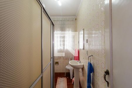 Casa à venda com 150m², 3 quartos e 2 vagas Casa à venda com 150m², 3 quartos e 2 vagasBanheiro