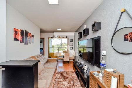 Sala de apartamento para alugar com 2 quartos, 50m² em Parque Santa Fé, Porto Alegre