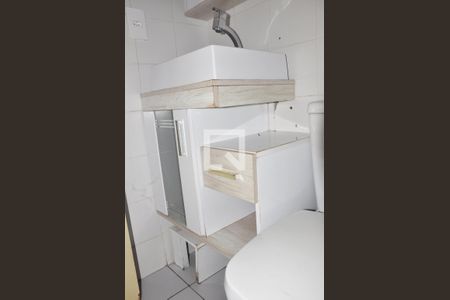 Apartamento à venda com 50m², 2 quartos e 1 vaga Apartamento à venda com 50m², 2 quartos e 1 vagaBanheiro