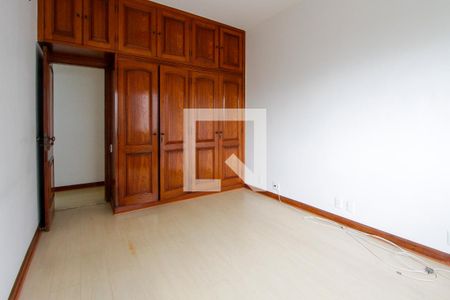 Apartamento à venda com 225m², 4 quartos e 3 vagas Apartamento à venda com 225m², 4 quartos e 3 vagasQuarto 3