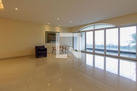 Apartamento à venda com 225m², 4 quartos e 3 vagas Apartamento à venda com 225m², 4 quartos e 3 vagasSala