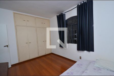 Apartamento à venda com 100m², 3 quartos e 1 vagaQuarto 2