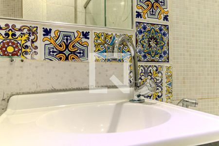 Apartamento para alugar com 80m², 2 quartos e sem vagaBanheiro