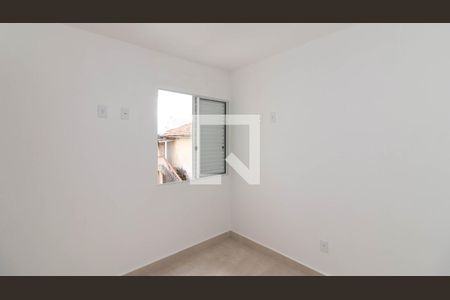 Quarto 1 de apartamento para alugar com 2 quartos, 38m² em Vila Londrina, São Paulo