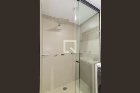 Banheiro de apartamento à venda com 1 quarto, 27m² em Indianópolis, São Paulo