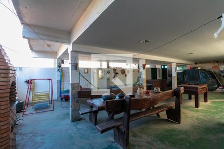 Casa à venda com 418m², 3 quartos e 2 vagasÁrea externa 