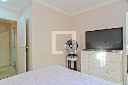 Casa à venda com 305m², 2 quartos e 2 vagas Casa à venda com 305m², 2 quartos e 2 vagasSuíte