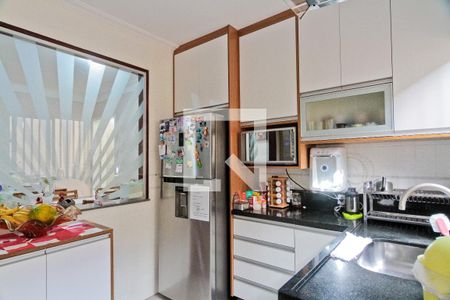 Casa à venda com 305m², 2 quartos e 2 vagas Casa à venda com 305m², 2 quartos e 2 vagasCozinha