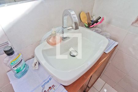 Casa à venda com 305m², 2 quartos e 2 vagas Casa à venda com 305m², 2 quartos e 2 vagasBanheiro da Suíte