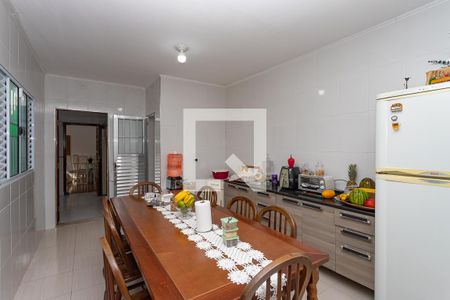 Casa à venda com 200m², 4 quartos e 2 vagas Casa à venda com 200m², 4 quartos e 2 vagasCasa 2 - Cozinha