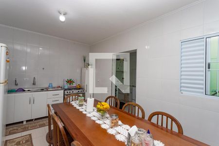 Casa à venda com 200m², 4 quartos e 2 vagas Casa à venda com 200m², 4 quartos e 2 vagasCasa 2 - Cozinha