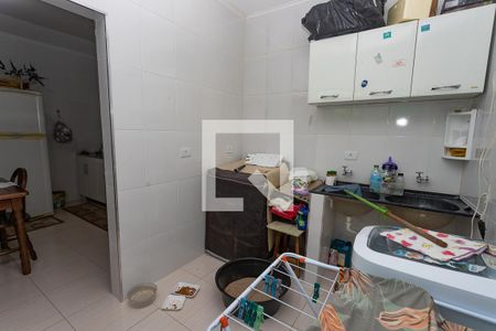 Casa à venda com 200m², 4 quartos e 2 vagas Casa à venda com 200m², 4 quartos e 2 vagasCasa 2 - área de serviço