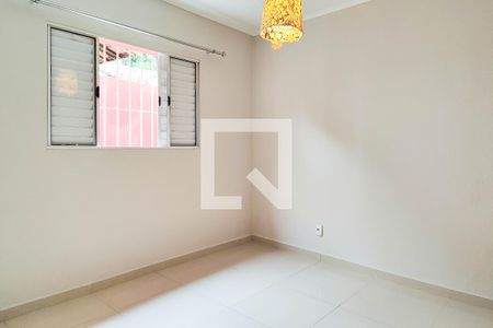 Quarto 1 de casa à venda com 3 quartos, 240m² em Jardim Utinga, Santo André